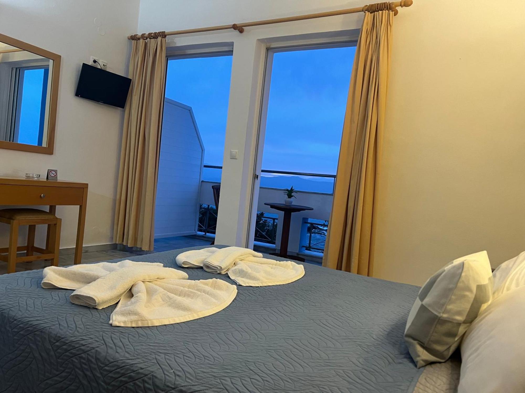 Kanakis Blue Beach Apartments Petres (Rethymno) Exterior foto